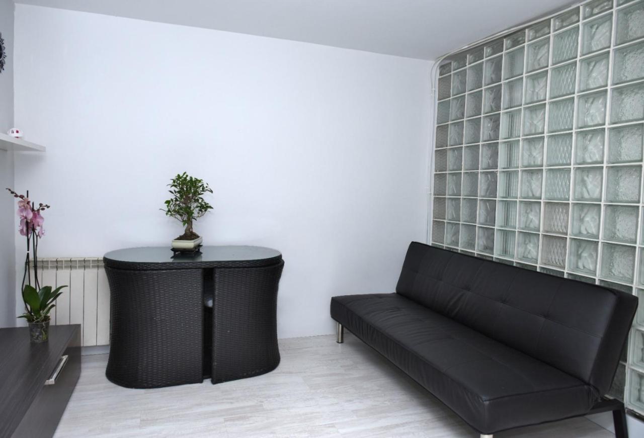 Departamentos C&G Apartment Madrid Exterior photo